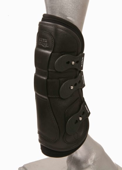 majyk black leather front boot on leg
