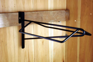 hanging metal saddle rack